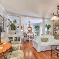 Tropical Designer House in Heart of Antique Row WPB
