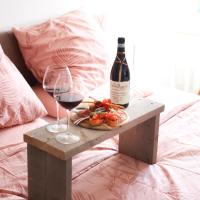 Bed and Wine Nonsolovino
