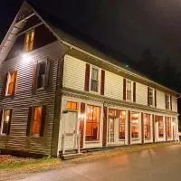 Harbor House Hotel by Umaniii in Jonesport Maine، فندق في Jonesport