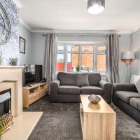 Central Bedford Brand New ENTIRE House - Contractor & Leisure - FREE Parking by ComfyWorkers