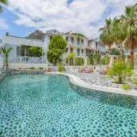 Salonika Suites, hotell i Oludeniz