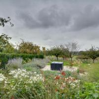 Holiday Home Bay Tree Cottage, hotel in Boughton Monchelsea