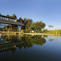 Casa con gran jardín y piscina en Cabarceno