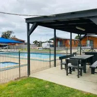 Geelong Surfcoast Hwy Holiday Park, hotel en Mount Duneed