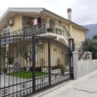 Apartment K2, viešbutis mieste Radanovići