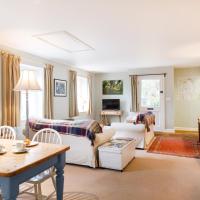 Stable Cottage - Milton Lilbourne, hotel in Pewsey