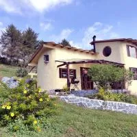 Casa de campo vacacional "Tres Soles" en Xico, Veracruz, מלון בXico