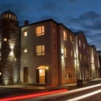 Beach Hotel & Restaurant – hotel w mieście Downings