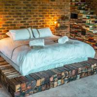 The Ancient Copper Shed – hotel w mieście Potchefstroom