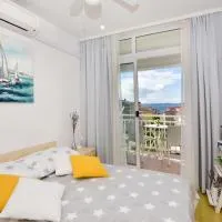 Apartmani Mira Sumić, ξενοδοχείο σε Podgora