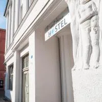 sweet dream hostel & pension - Self Check-In、ギュストローのホテル