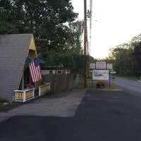 Hanscom's Motel & Cottages, hotel i Bar Harbor