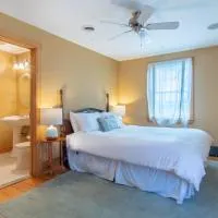 Campbellford에 위치한 호텔 Emilyville Inn