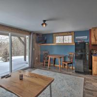 Cozy Condo Ski-In and Out with Burke Mountain Access!, hotel in East Burke