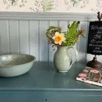 B&B Bland ormbunkar och rosor, hotel u gradu 'Falkenberg'