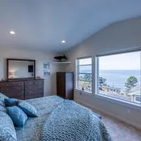 The Captains Lookout Sleeps 6, Hot Tub, Pet Friendly, Ocean View, Hotel in Depoe Bay