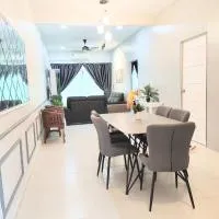 Private pool Cassa Dinies, Wifi , Bbq,10 pax – hotel w mieście Rantau Panjang
