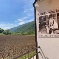 CASA DEL NONNO LEONE – hotel w mieście Tarzo