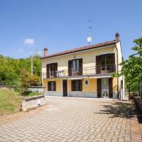 Villa Ciraldo in Monferrato with garden, hotel a San Salvatore Monferrato