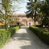 Agriturismo Dosso al Porto, hotel em Rolo