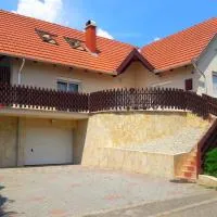 Sókristály Vendégház, hotel in Demjén