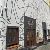 KAVart apartments, hotel in Trenčín