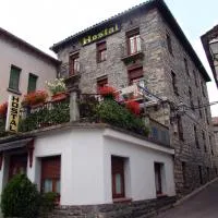 Sarvisé में, होटल Hostal Pirineos Sarvisé
