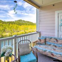 Little River Condo with Pool Less Than 6 Mi to Beach!, hotel in Little River , Little River