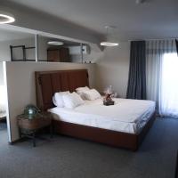 Hotel Kanyon, khách sạn ở Mladost, Sofia