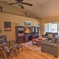 Pet-Friendly Redmond Home with Hot Tub, Porch, Grill, hotel in Redmond