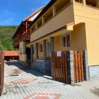 Rajni Panzió, hotel em Praid