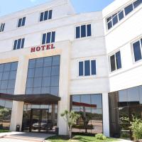 Fjortes Palace, kh&aacute;ch sạn gần Vlora International Airport - VLO, Vlor&euml;