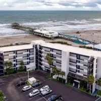 La Quinta by Wyndham Cocoa Beach Oceanfront, ξενοδοχείο σε Cocoa Beach