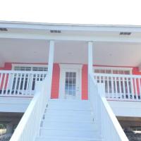 Mangrove Cay Sea View Villas, hotel in Behring Point