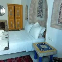Pasta Plaza, hotel v destinaci Asilah