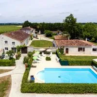 Les Gîtes de Brives, hotel u gradu Brives-sur-Charente