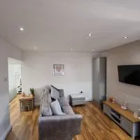 Crystal Cottage - 5 min walk from Holmfirth Town Centre, hotel sa Holmfirth