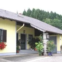 Gästehaus Lumesberger – hotel w mieście Grein