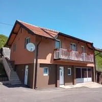 Apartmani Maksimović, ξενοδοχείο στη Μόκρα Γκόρα