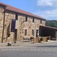 Albergue Ponte Olveira, hotel v destinácii Mazaricos
