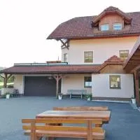 Ferienwohnung Familie Pichler, hotell sihtkohas Neumarkt in Steiermark