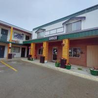 Kootenay Country Inn, отель рядом с аэропортом Международный аэропорт Кэнэдиан Рокиз - YXC в городе Кранбрук