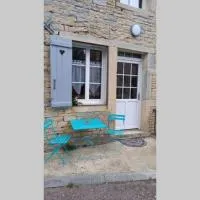 Sainte-Marie-sur-Ouche में, होटल Petit gîte rural - la Forge -