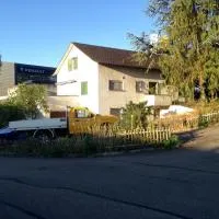 BaselHostel, hotel a Füllinsdorf