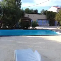 Mas des Oliviers, hotel v destinácii Saint-Estève