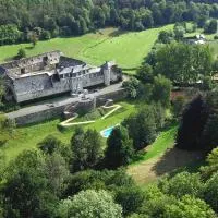 Glamping Chateau de La Chapelle, hotel v destinaci Anthisnes