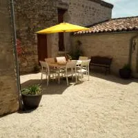 CHAMBRE A LA CAMPAGNE - CHARENTE, hotell sihtkohas La Rochette