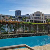 Spacious Apartment Waterfront Estate with gym access