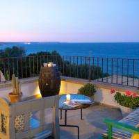 Casa Vacanze De Vita - Amazing view on the coast - Suite with outdoor Jacuzzi, hotel a Marina Serra