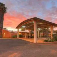 Mulga Country Motor Inn、チャールビルにあるCharleville Airport - CTLの周辺ホテル